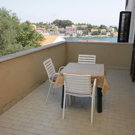 By The Sea Sali, Dugi Otok - 454 סאלי