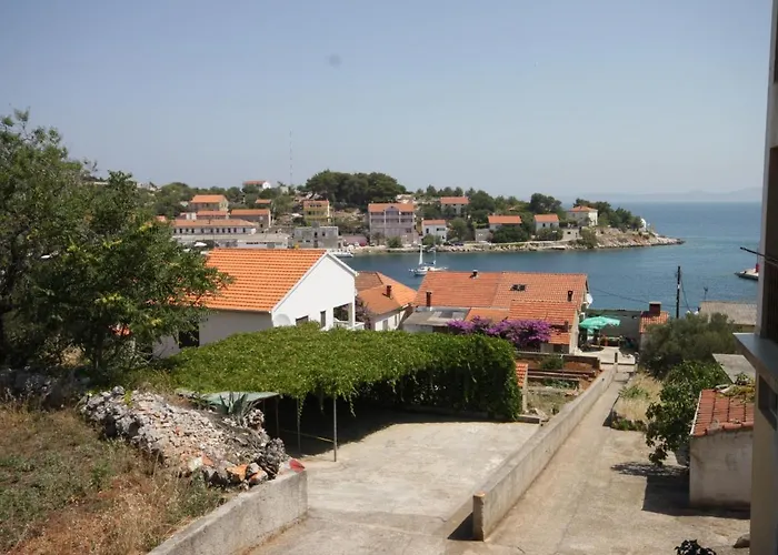 Apartment Apartments By The Sea Sali, Dugi Otok - 454